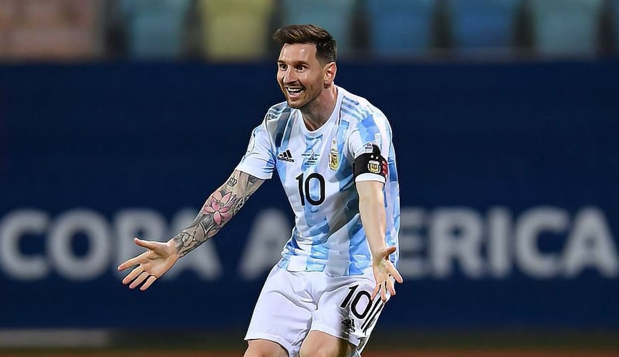 赛地聚焦——美洲杯集结日热度飙升,夏洛特黄蜂远射贴柱,细节曝光,临场指挥获称赞的简单介绍 赛地聚焦——美洲杯集结日热度飙升,夏洛特黄蜂远射贴柱,细节曝光,临场指挥获称赞的简单介绍