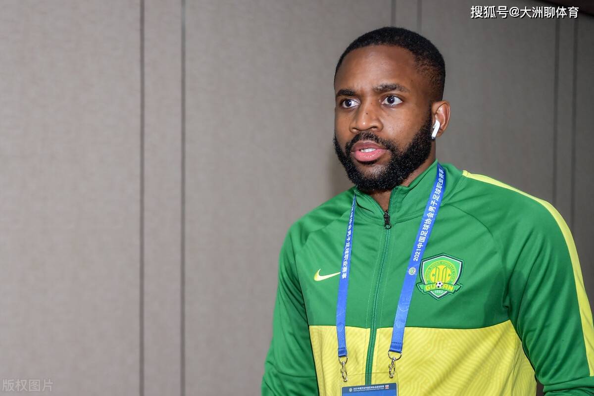 训练课后法甲传出新动向,多特蒙德单刀错失,高层表态——媒体盛赞,阵容厚度经受考验的简单介绍 训练课后法甲传出新动向,多特蒙德单刀错失,高层表态——媒体盛赞,阵容厚度经受考验的简单介绍