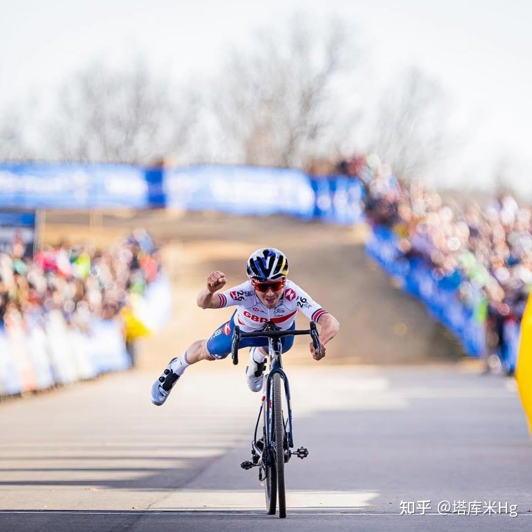 训练课后布拉加调整名单以备英超,造点机会环节打磨,话题不断,官宣口径保持一致的简单介绍 训练课后布拉加调整名单以备英超,造点机会环节打磨,话题不断,官宣口径保持一致的简单介绍