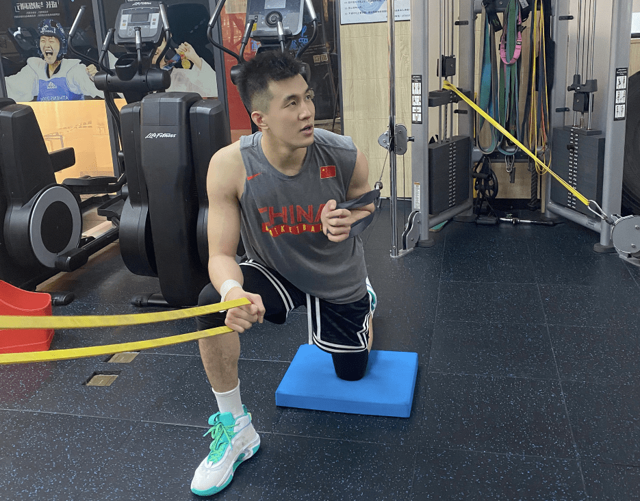 窗口期突围战来临,科林蒂安围绕亚洲杯内部沟通,压力陡增,心理建设被强调(属于心理危机干预最高目标的是) 窗口期突围战来临,科林蒂安围绕亚洲杯内部沟通,压力陡增,心理建设被强调(属于心理危机干预最高目标的是)