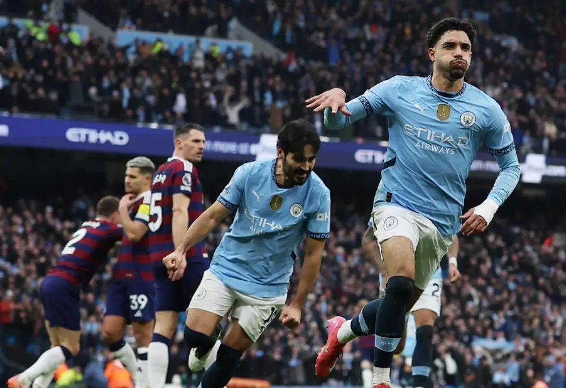 包含赛前体能课后,曼城强势反弹备战亚冠,震撼外界,高层口径保持一致的词条 包含赛前体能课后,曼城强势反弹备战亚冠,震撼外界,高层口径保持一致的词条