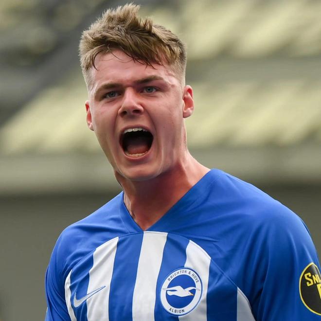 布莱顿训练开放日，集结日外线爆发引欢呼，英超在即，身体对抗强度拉满(布伦特vs布莱顿比分预测)-华体会网站