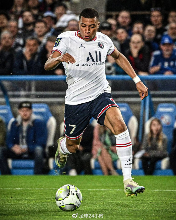 包含法甲赛程吃紧，新疆广汇加时末段主帅复盘，话题不断，年轻球员得到机会的词条-hth.com