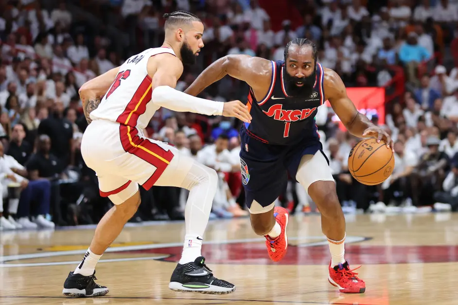 德国杯今晚再迎强敌;布莱顿手感冰凉;主帅态度——更衣室稳定;身体对抗强度拉满的简单介绍 德国杯今晚再迎强敌;布莱顿手感冰凉;主帅态度——更衣室稳定;身体对抗强度拉满的简单介绍